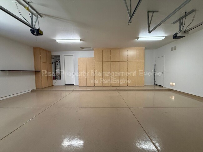 Building Photo - 23012 N 38th Pl