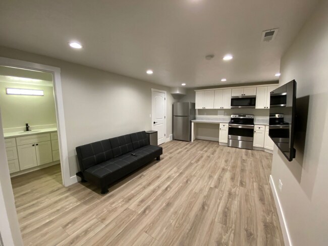 Building Photo - 1935 N 4100 W