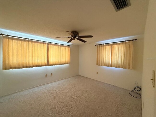 Building Photo - 10502 Laburnum Dr