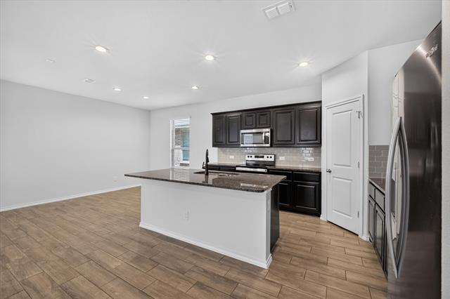 Building Photo - 3304 Shortgrass Ln