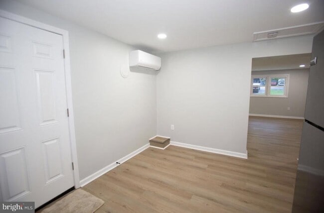 Building Photo - 100 Moran Ln