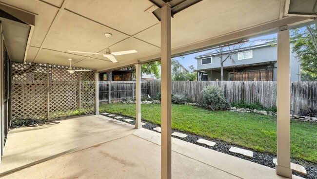 Building Photo - 21210 Malibu Colony