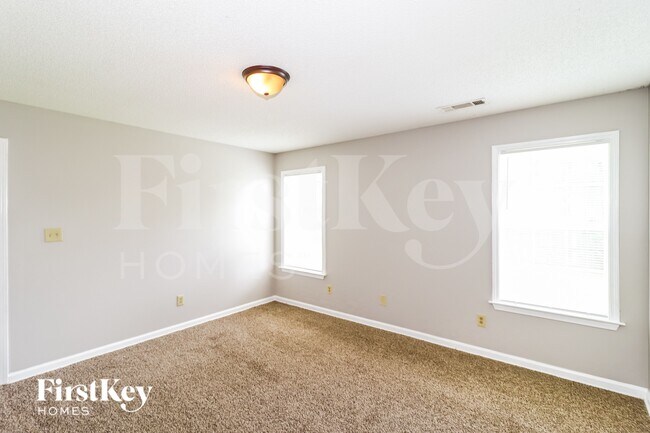 Building Photo - 2785 Fletcher View Dr