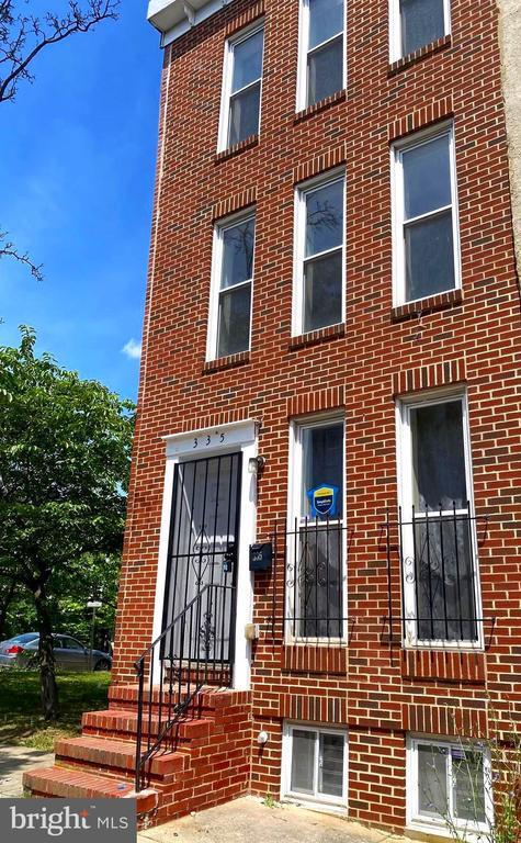 Building Photo - 335 N Stricker St