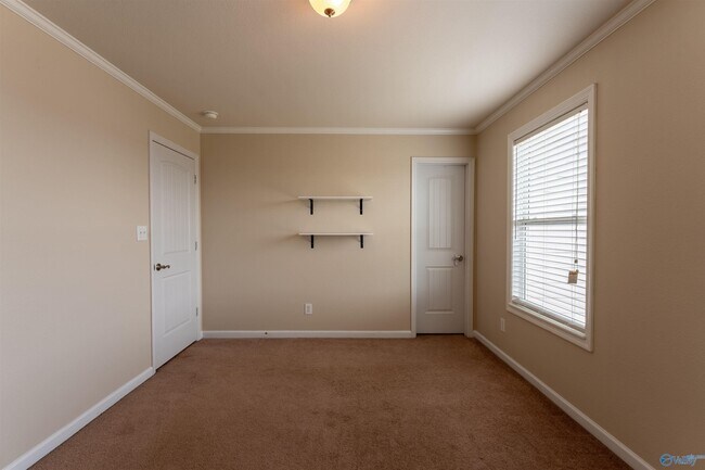 Building Photo - 3474 Avalon Lake Dr SW