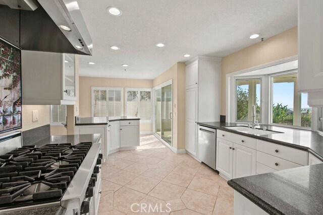 Building Photo - 2151 Camino Laurel