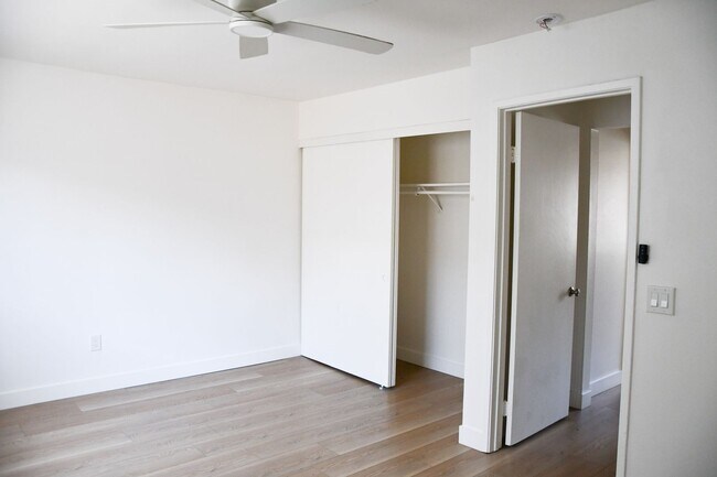 Building Photo - 994 Valencia St