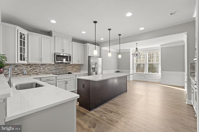 Building Photo - 10541 Hinton Wy