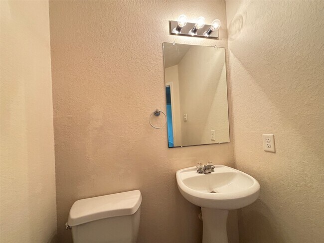 Building Photo - 2803 Mustang Hill Ln