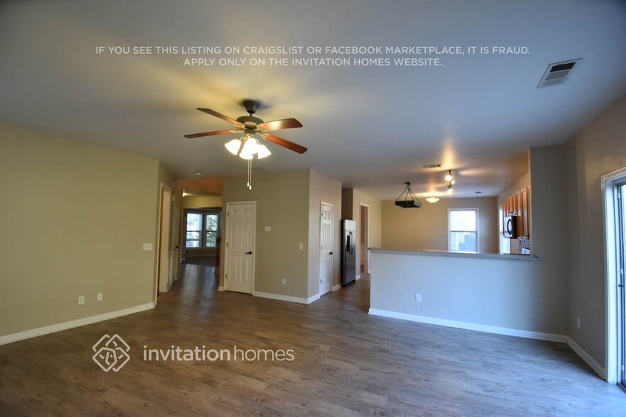 Building Photo - 507 Waterfall Dr