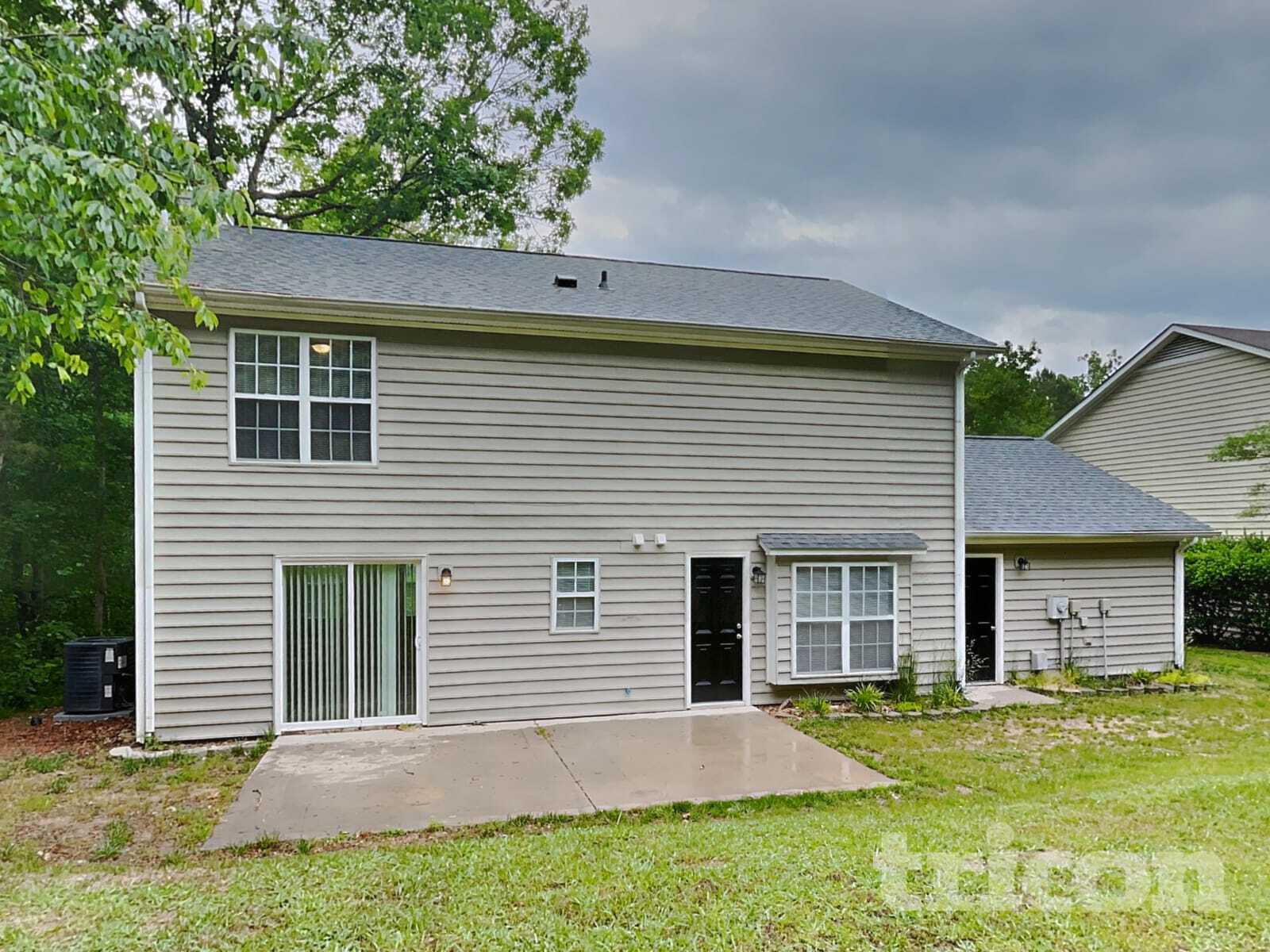 Building Photo - 1700 Kildare Woods Dr
