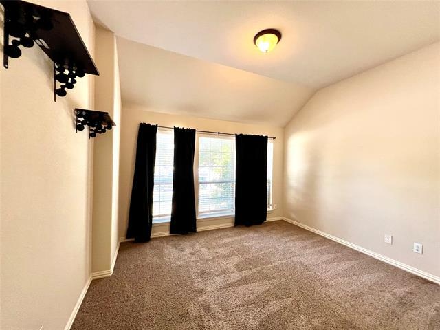 Building Photo - 5201 Pinewood Dr