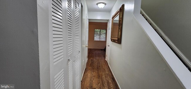 Building Photo - 1219 Marcy Ave