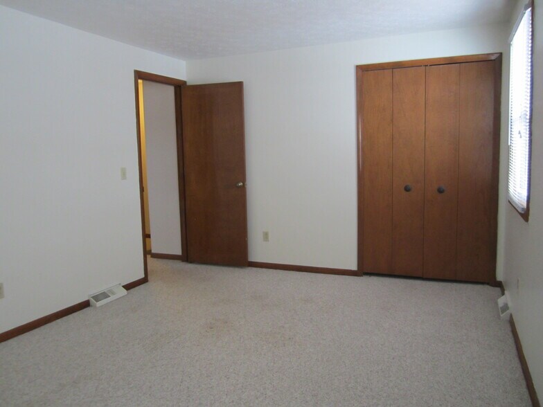 Second Bedroom - 917 Lattavo St NE