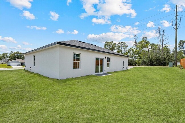 Building Photo - 5107 SW 164th Street Rd