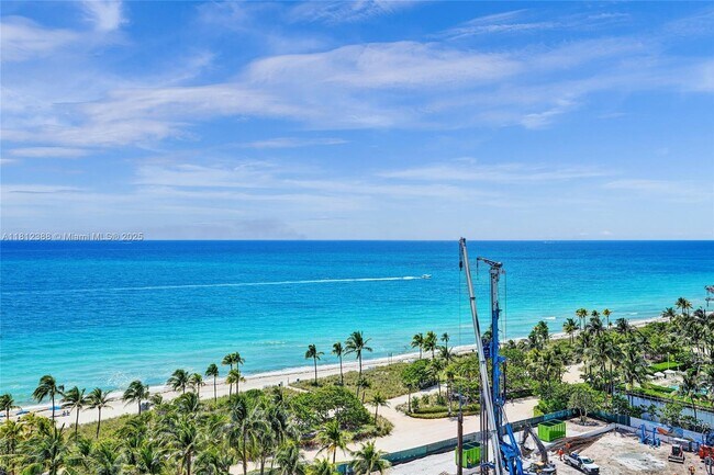 Building Photo - 10275 Collins Ave
