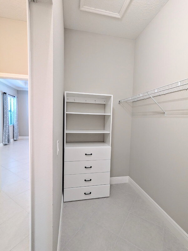 Building Photo - 13927 Old Creek Ct