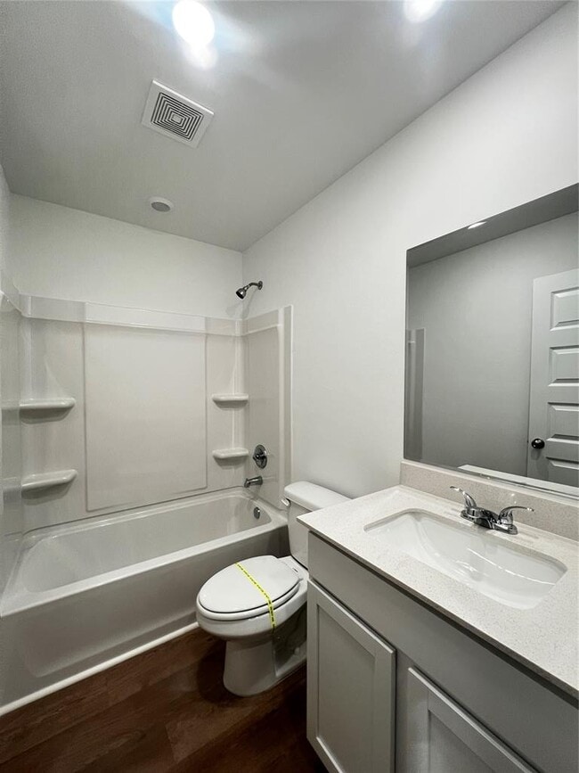 Building Photo - 620 SW 11th St