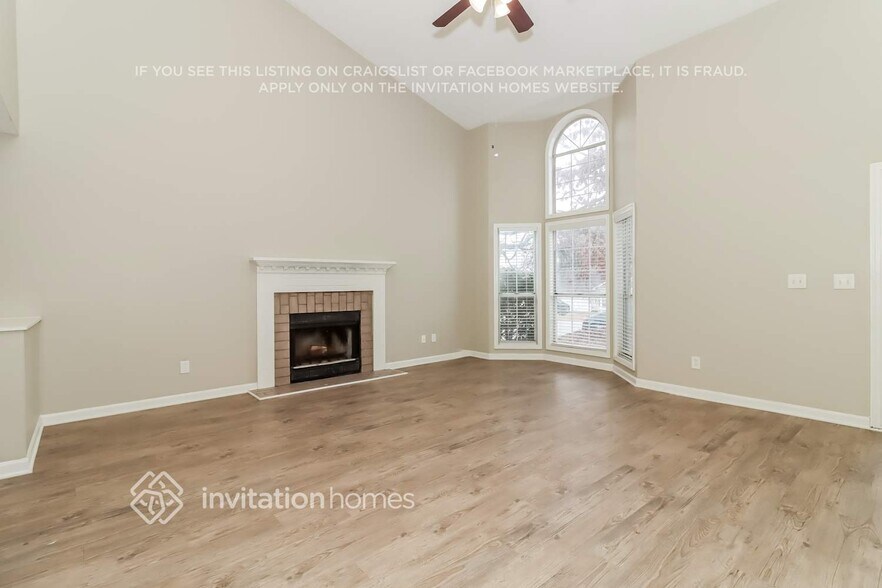 Building Photo - 2342 Cheyenne Ln NW