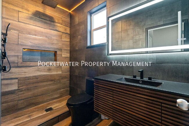 Building Photo - 5019 Thistle Dr