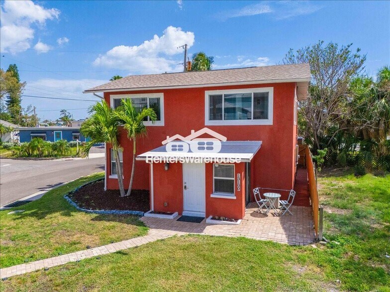 Building Photo - 13100 Boca Ciega Ave