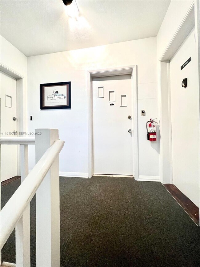 Building Photo - 10178 Collins Ave