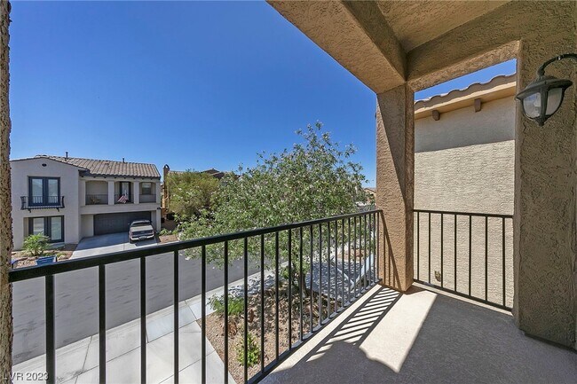 Building Photo - 216 Via Mezza Luna Ct