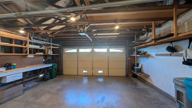 Building Photo - 11485 Cascada Way