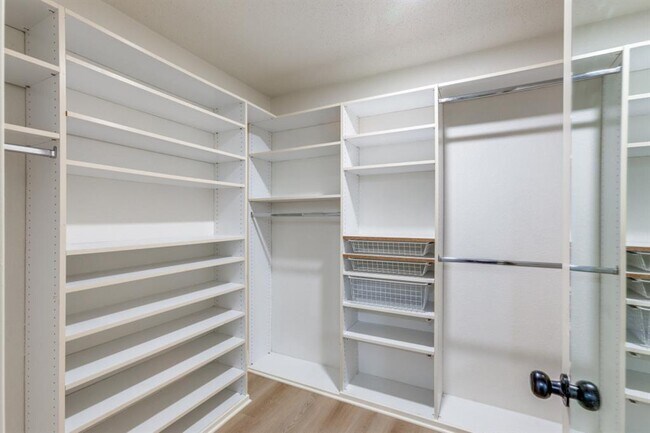 Building Photo - 4815 Sika Way