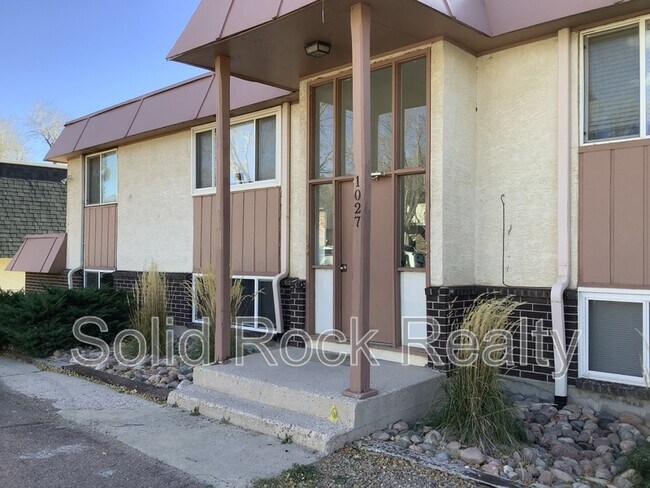 Building Photo - 1027 Westmoreland Rd