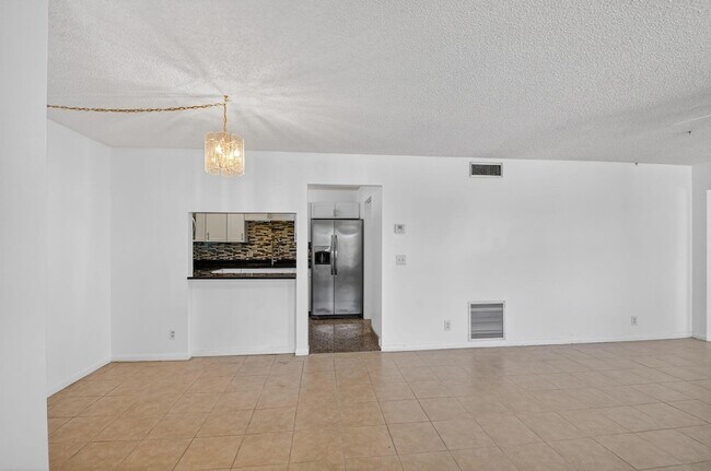 Building Photo - 4723 Sable Pine Cir