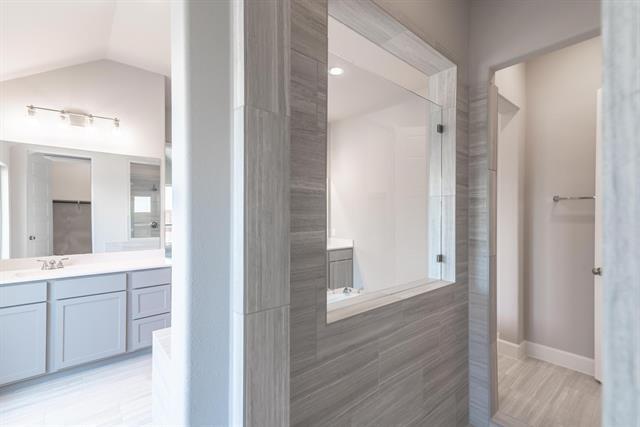 Building Photo - 2933 Saltwood Ct