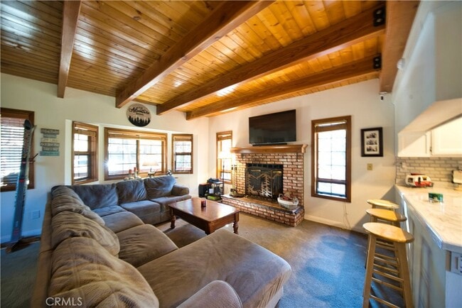 Building Photo - 31644 Christmas Tree Ln