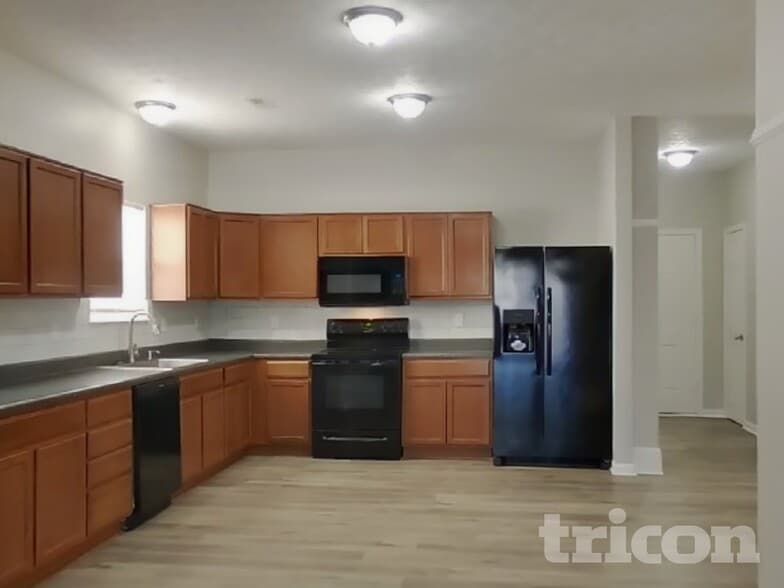 Building Photo - 4714 Angelica Dr