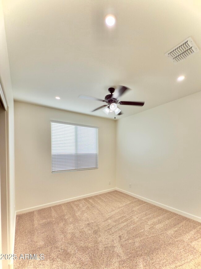 Building Photo - 4040 E Hoot Owl Trail