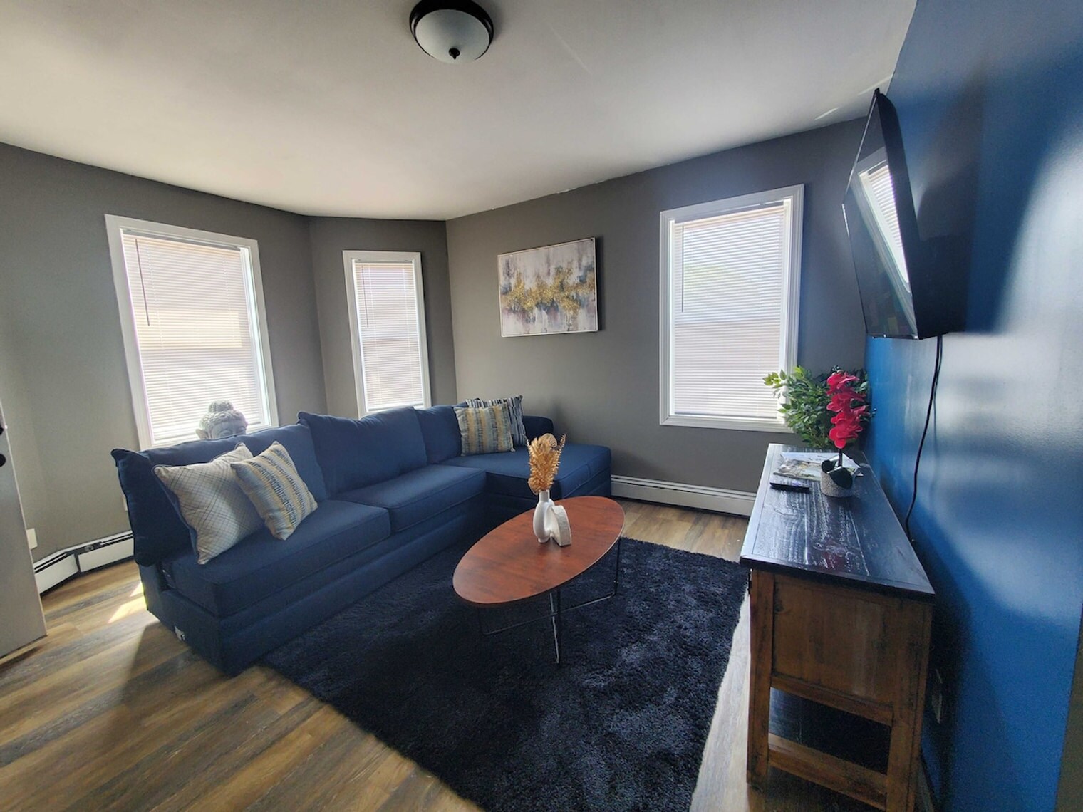 Building Photo - 3 Salmon St