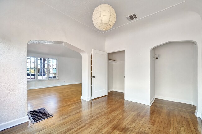 Dining Room - 815 N Curson Ave