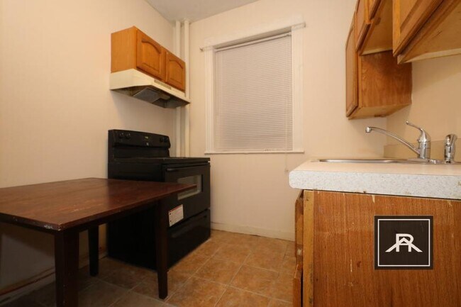 Primary Photo - 2 bedroom in Allston MA 02134