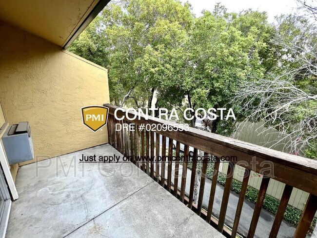 Building Photo - 1060 Oak Grove Rd