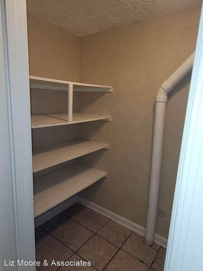 Building Photo - 2 br, 2.5 bath House - 344 Susan Constant ...