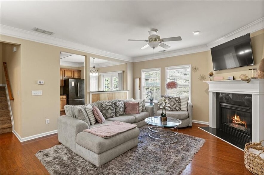 Building Photo - 513 Constellation Overlook SW