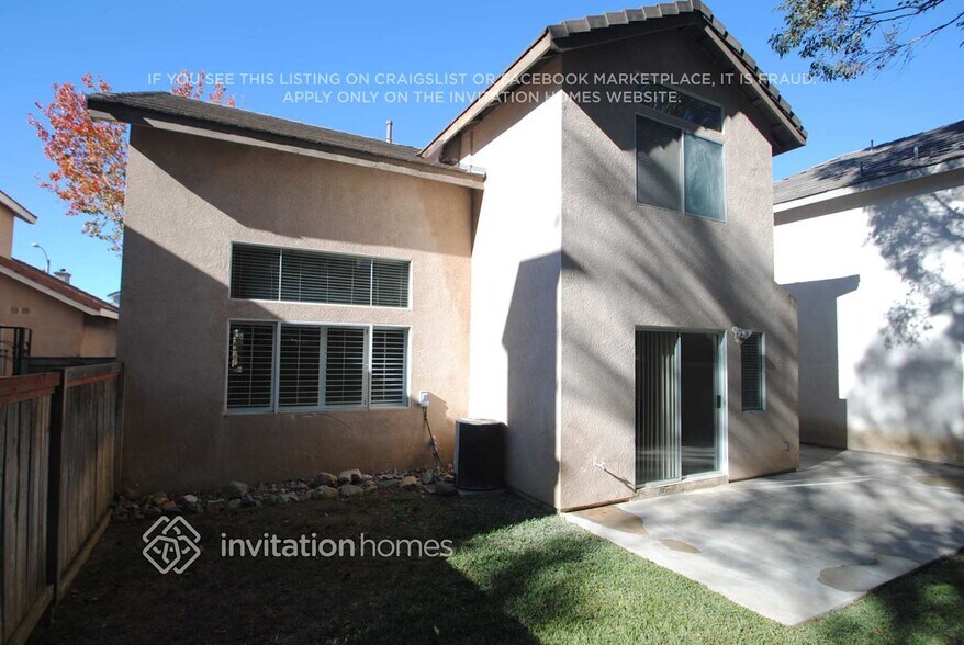 Building Photo - 895 Pathfinder Way