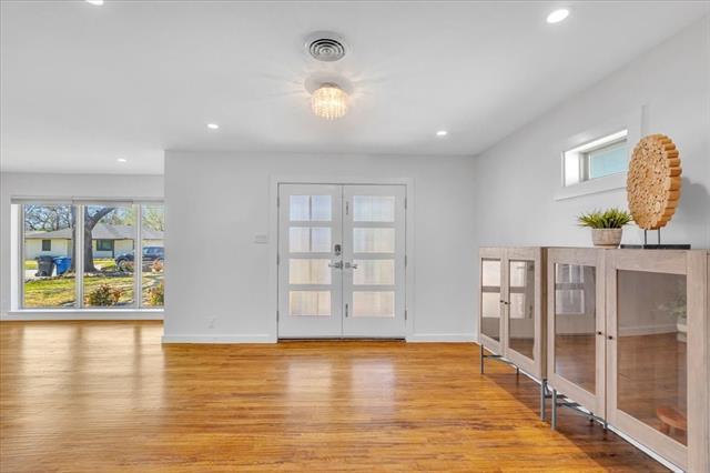 Building Photo - 9918 Coldwater Cir