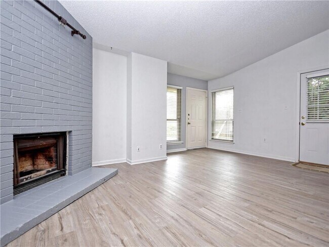 Building Photo - 1714 Rawhide Loop