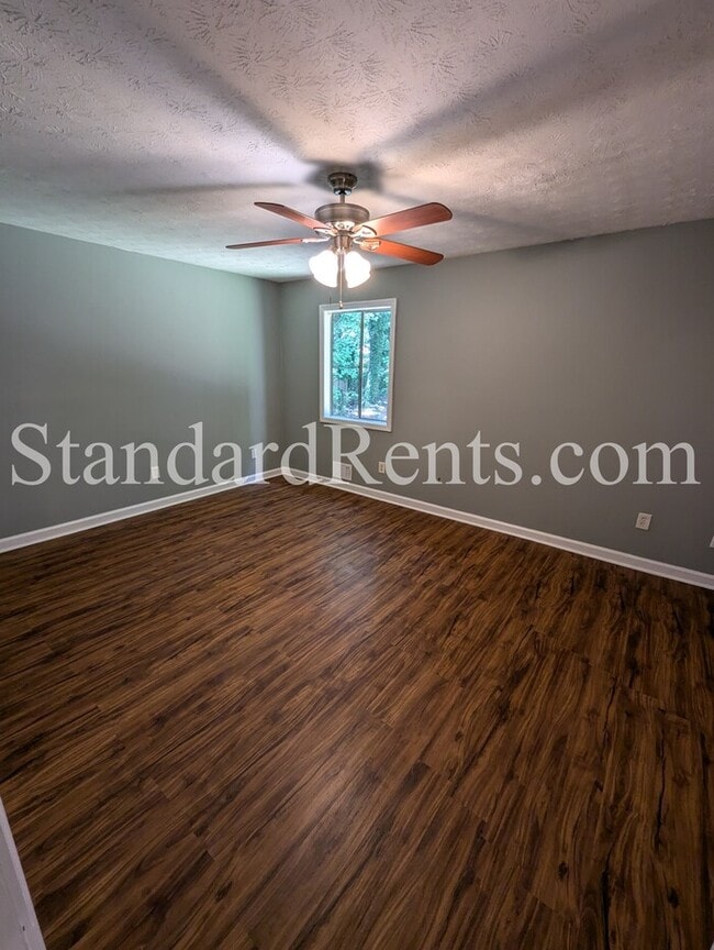 Building Photo - 4650 Aberdeen Ln