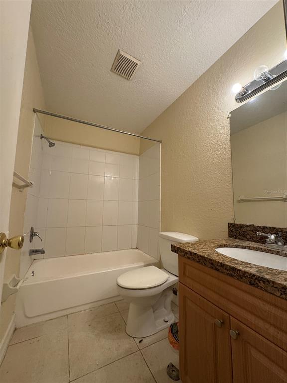 Building Photo - 5221 Bayshore Blvd