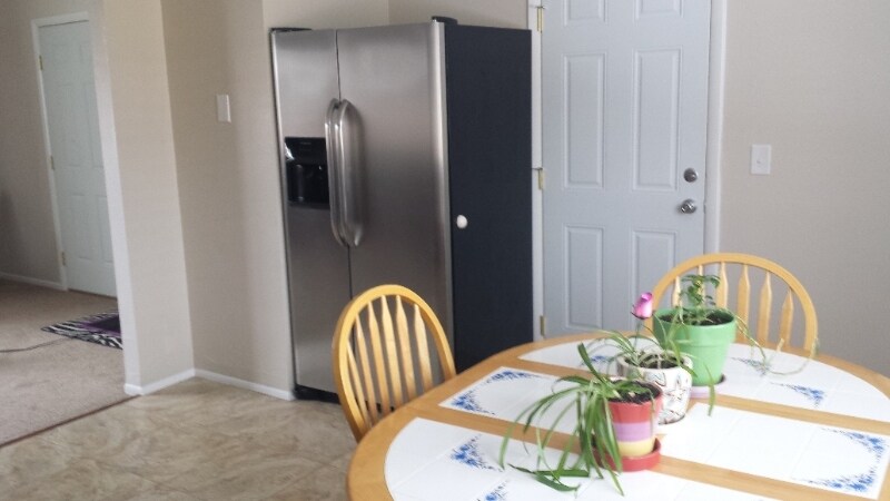 Building Photo - 133 S 18th Ave