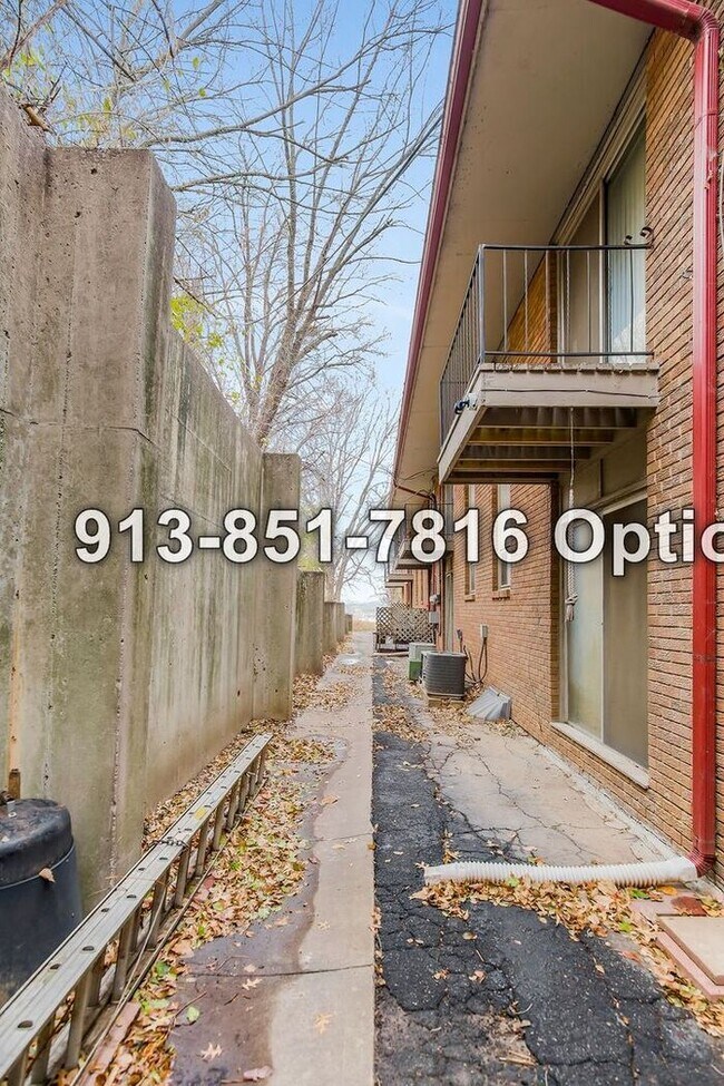 Building Photo - Turner Ridge Apts- Affordable housing- don't miss out!