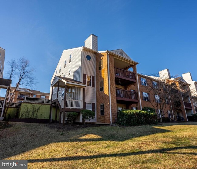 Building Photo - 9924 Grapewood Ct