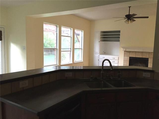 Building Photo - 1575 Poets Way